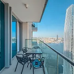 Like Home - 3904 Impressive 2-Bhk With Partial Sea View And Community View